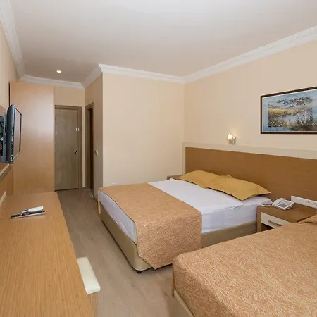Hotel Grand Ati̇lla 3*