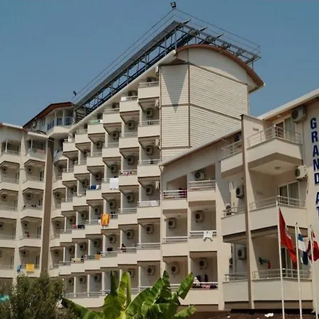 Отель Grand Ati̇lla 3*