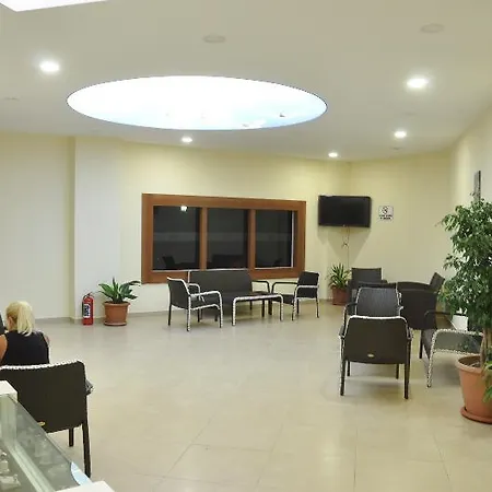 Grand Ati̇lla Otel 3*