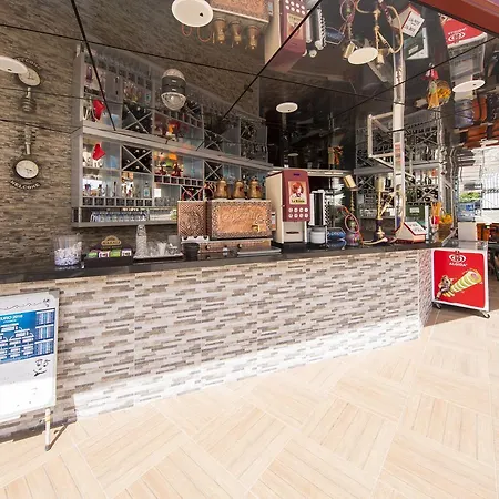 Grand Ati̇lla Hotel