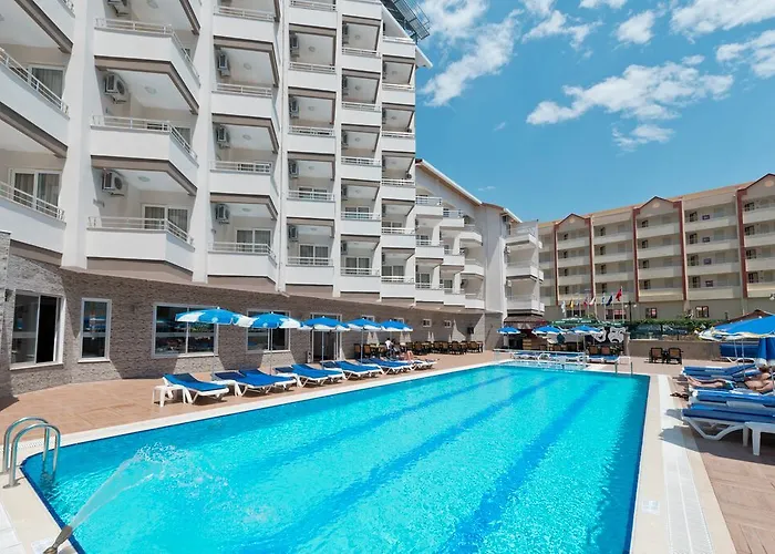 Grand Ati̇lla Hotell