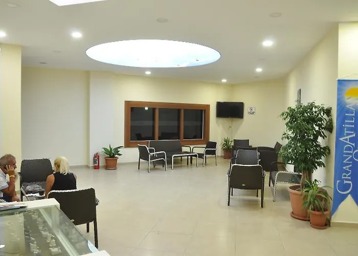 Grand Ati̇lla Hotell 3*