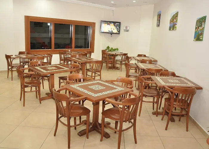 Grand Ati̇lla Hotell