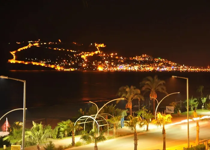 Grand Ati̇lla Hotell 3*